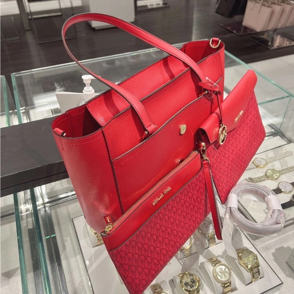 Michael Kors NWT 3 in 1 pc Maisie tote/clutch/wristlet in gorgeous Flame - Picture 2 of 10